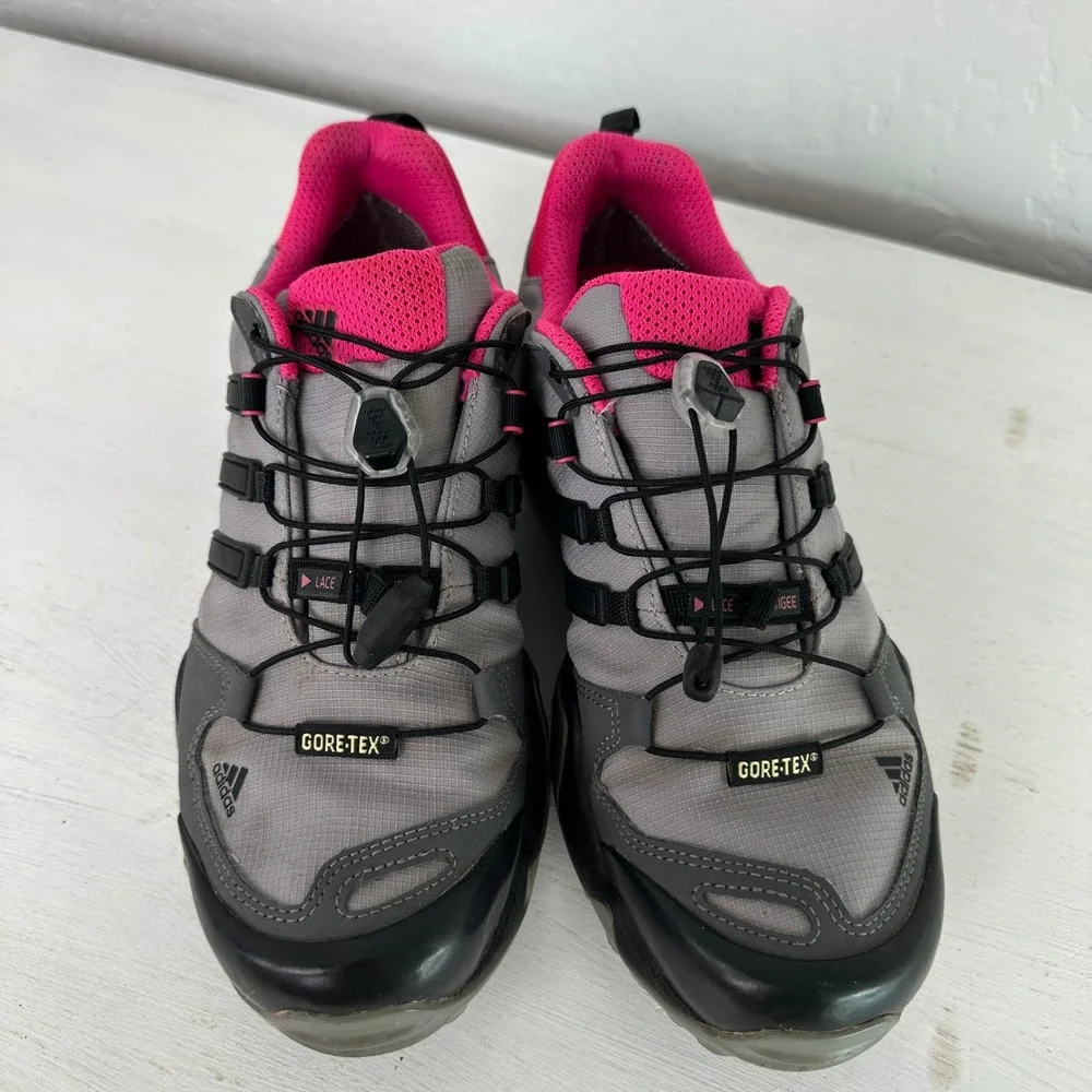 Adidas Hiking Shoes Womens 8 Terrex Swift R GTX Grey Pink Gore-Tex AQ1863